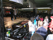 Akce Time for Street Dance 3 - záběr na podium a DJ